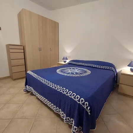 Abba Urci 아파트호텔 테르테니아