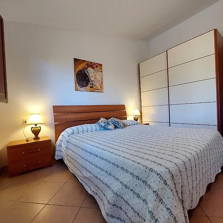 Abba Urci Apartment *